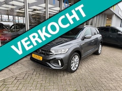 Volkswagen T-Roc - 1.5 TSI R-Line Business 150PK / ACHTERUITRIJCAMERA / CARPLAY