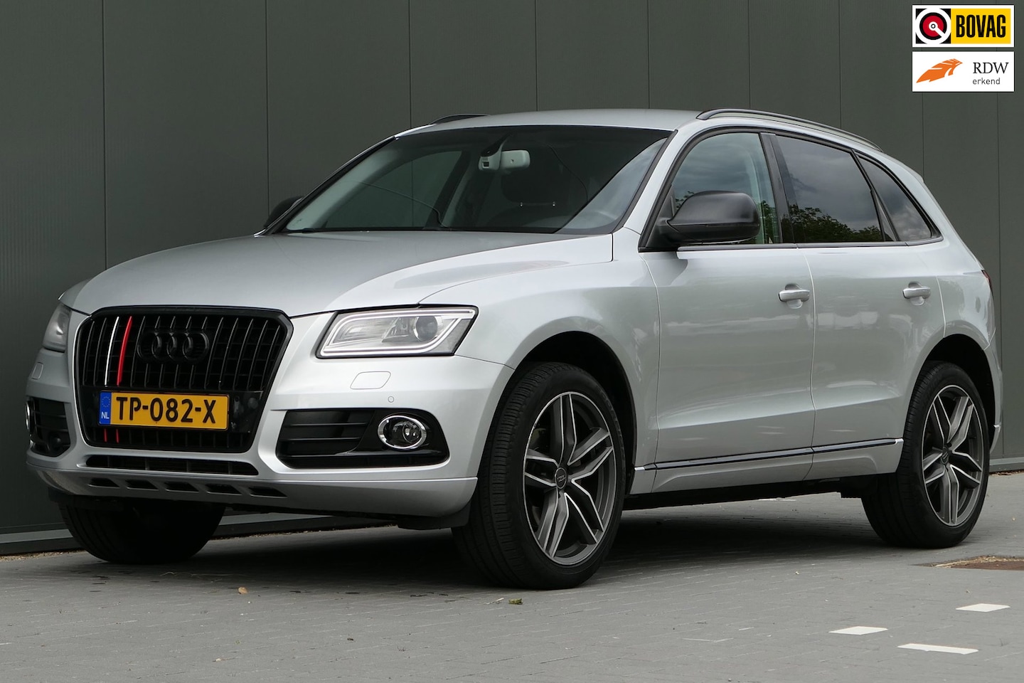 Audi Q5 - 2.0 TFSI quattro Pro Line Facelift Leder Trekhaak Stoelverwarming - AutoWereld.nl