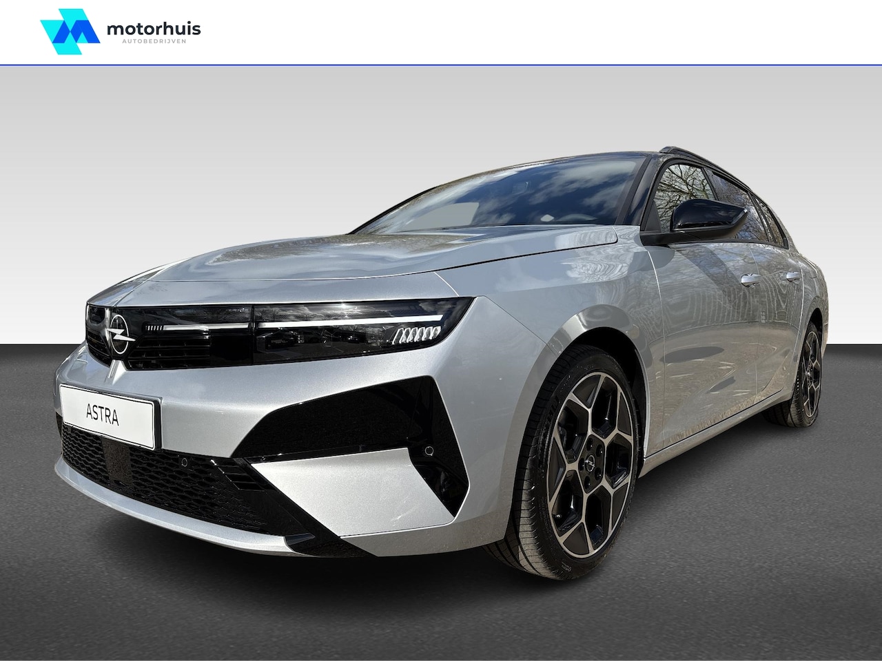 Opel Astra Sports Tourer - | Ultimate | Plug-In Hybrid 1.6 Turbo 196pk Automaat | Panorama dak | - AutoWereld.nl