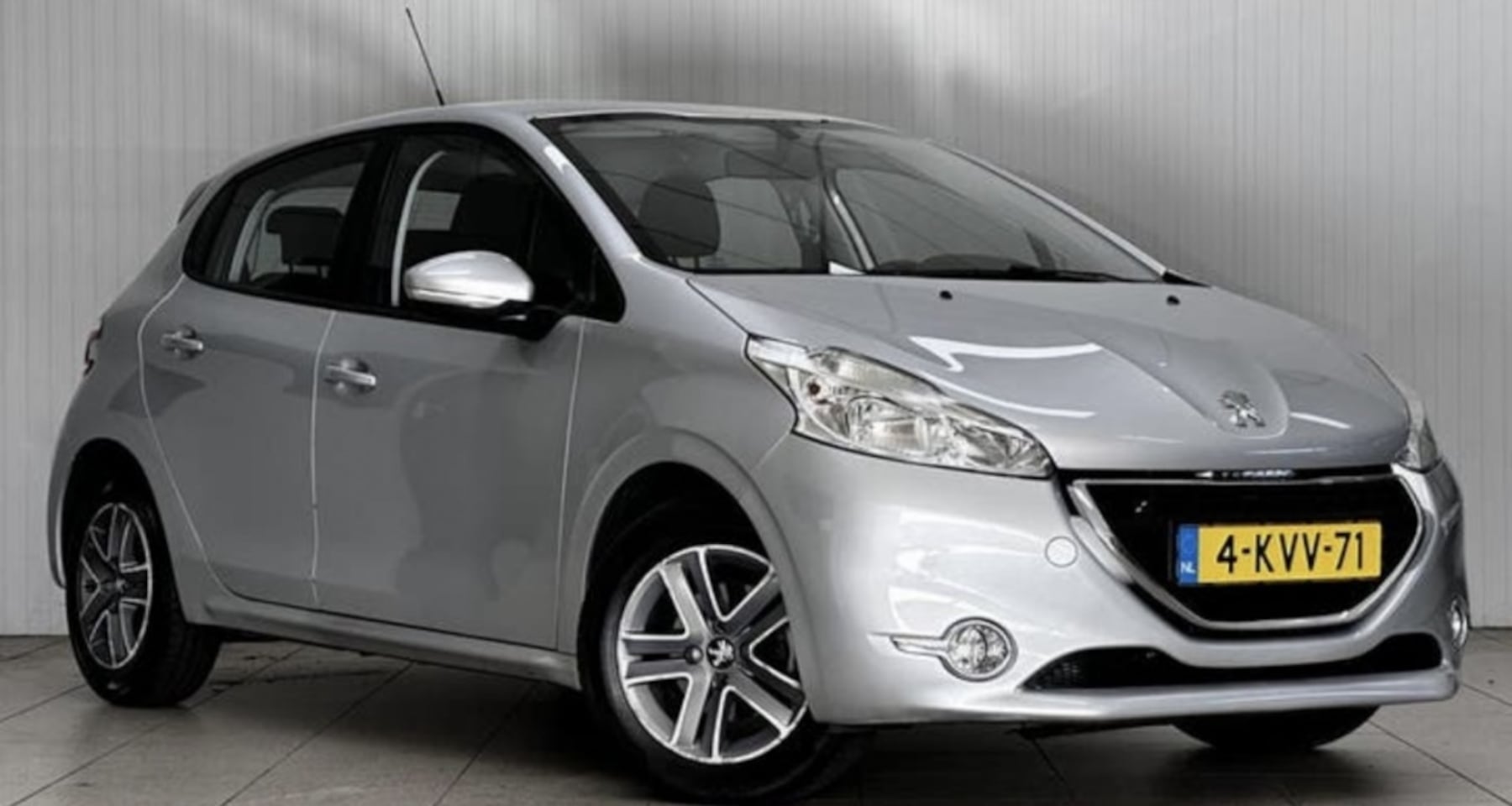 Peugeot 208 - 1.6 e-HDi Active Clima Navi Cruise Netjes - AutoWereld.nl