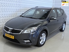 Kia Cee'd Sporty Wagon - 1.6 CVVT X-ecutive / AUTOMAAT (2011)