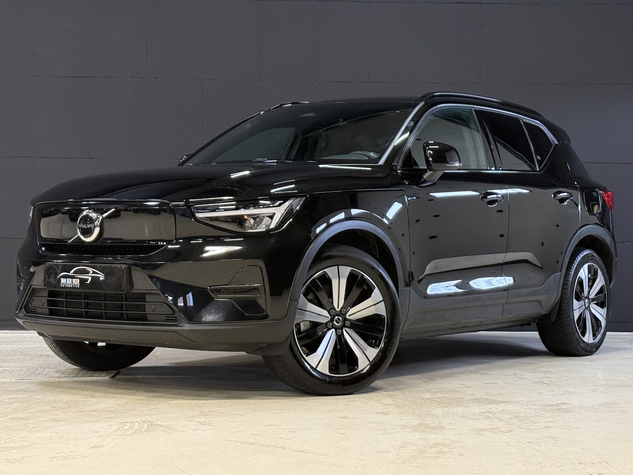 Volvo XC40 - Recharge Core 70 kWh | SOH 91.5% | Apple Carplay | Trekhaak | Stoel/Stuurverw. - AutoWereld.nl