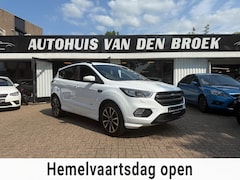 Ford Kuga - 2.0 242Pk 4X4 St-Line|Automaat|Xenon|Cruise|Navi|Climate|Carplay|Led|Leer|Lmv|Elek Pakket|