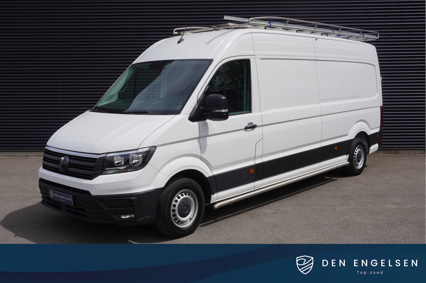 Volkswagen Crafter - 140pk L4H3 360°Camera Trekhaak Apple Carplay Werkplaats inrichting Airco Iperiaal + Trap C - AutoWereld.nl