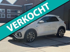 Volkswagen T-Roc - 1.5 TSI 3x R-Line Auto Pano Camera Trekhaak