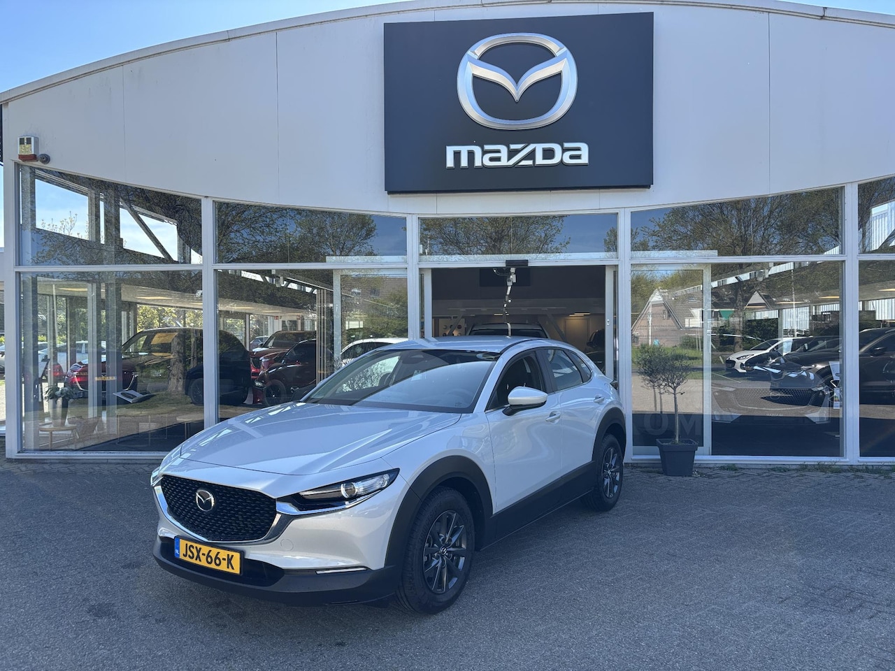 Mazda CX-30 - 2.5 e-SkyActiv-G M Hybrid Prime-line 2.5 e-SkyActiv-G M Hybrid Prime-line - AutoWereld.nl