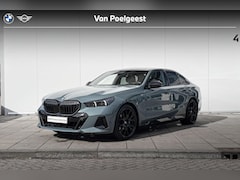 BMW 5-serie - Sedan 550e xDrive M-Sport Pro / Glazendak / 21 Inch / Driving Assistant Plus / Parking Ass