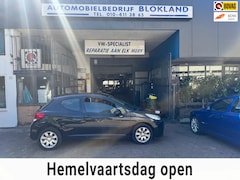 Peugeot 207 - 1.4 XR/ met NAP en een nieuwe APK