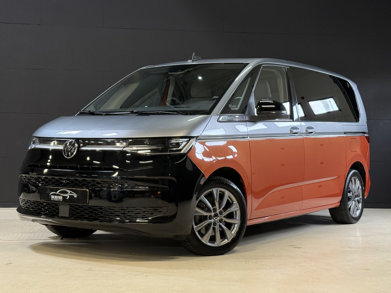 Volkswagen Multivan - 1.4 eHybrid L2H1 Energetic | 360 Camera | Stoel/Stuurverwarming | IQ Light | Panoramadak | - AutoWereld.nl