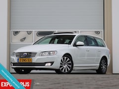 Volvo V70 - 1.6 D2 Summum LEER SCHUIFDAK STOELVERWARMING