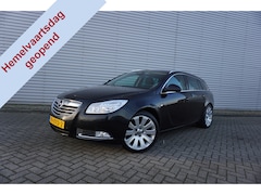 Opel Insignia Sports Tourer - 1.6 T Cosmo Climate / Navi / Cruise / Leder / Parkeers. / Stoevlerw. / Trekhaak / NAP