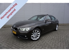 BMW 3-serie - 330e High Executive AUTOMAAT / Climate / Navi / Leder / Pano / Lm velgen / NAP