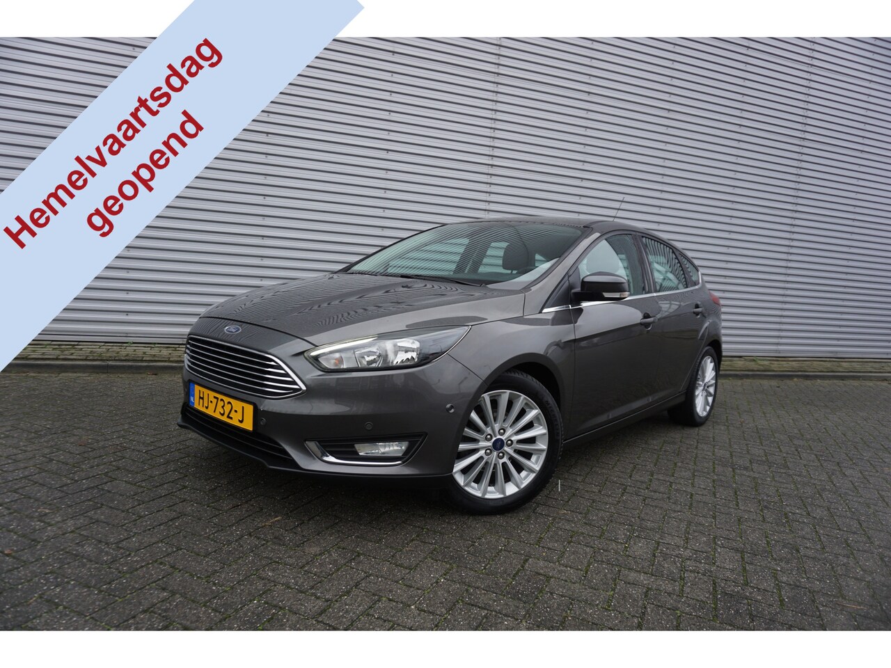 Ford Focus - 1.0 Titanium Edition 1e Eigenaar / Navi / Climate controle / Cruise / Lm velgen - AutoWereld.nl