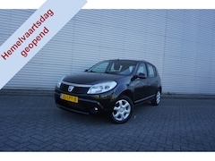 Dacia Sandero - 1.2 Lauréate Airco / Elektr. ramen / Trekhaak / NAP / NIEUWE APK