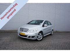Mercedes-Benz B-klasse - 180 AUTOMAAT - Airco / Elektr. ramen / BT / Cruise / Lm velgen / Trekhaak / NAP