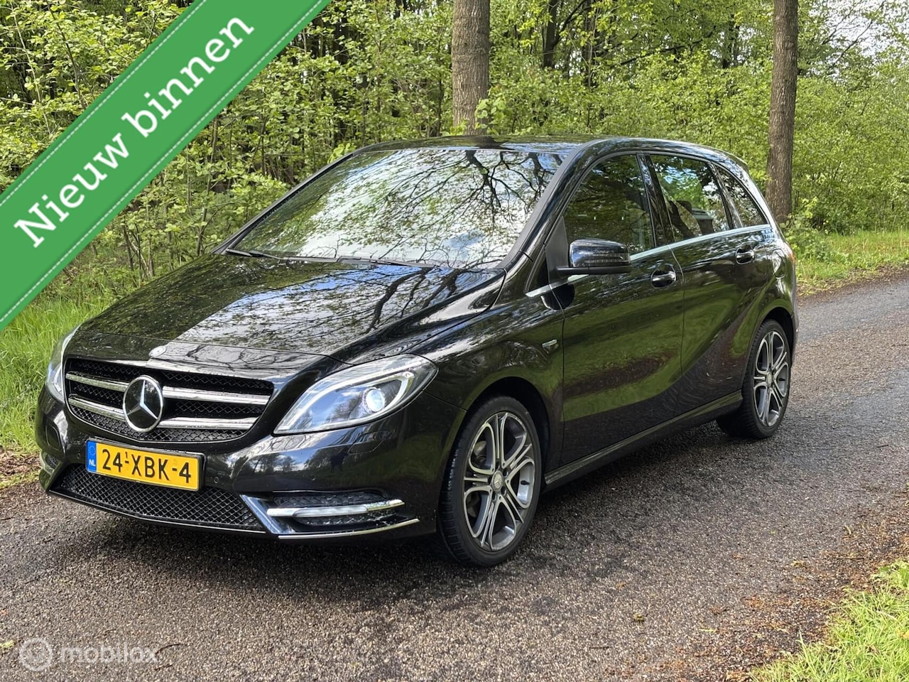 Mercedes-Benz B-klasse - 180 Ambition |Led | Carplay |Trekhaak |NAP - AutoWereld.nl