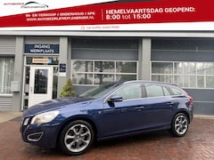 Volvo V60 - 1.6 T3 Kinetic Bj 2012 Dealer onderhouden 150PK Vol optie