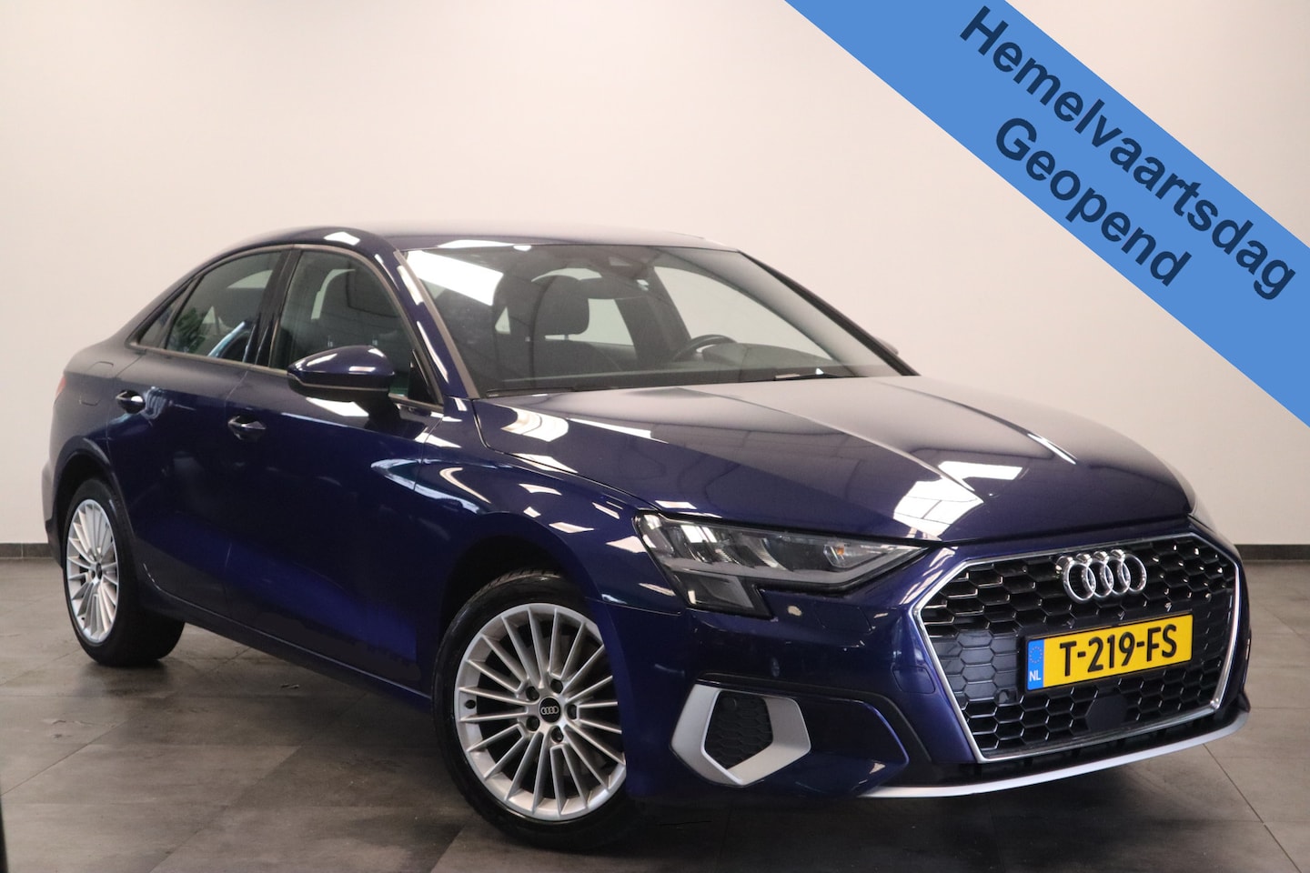 Audi A3 Limousine - 30 TFSI Pro Line Navigatie Carplay Clima Cruise VCP 17"LM * Hemelvaartsdag geopend van 12: - AutoWereld.nl