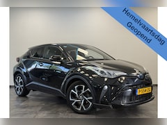 Toyota C-HR - 1.8 Hybrid Dynamic Carplay ECC Privacy glass Keyless Go PDC * Hemelvaartsdag geopend van 1