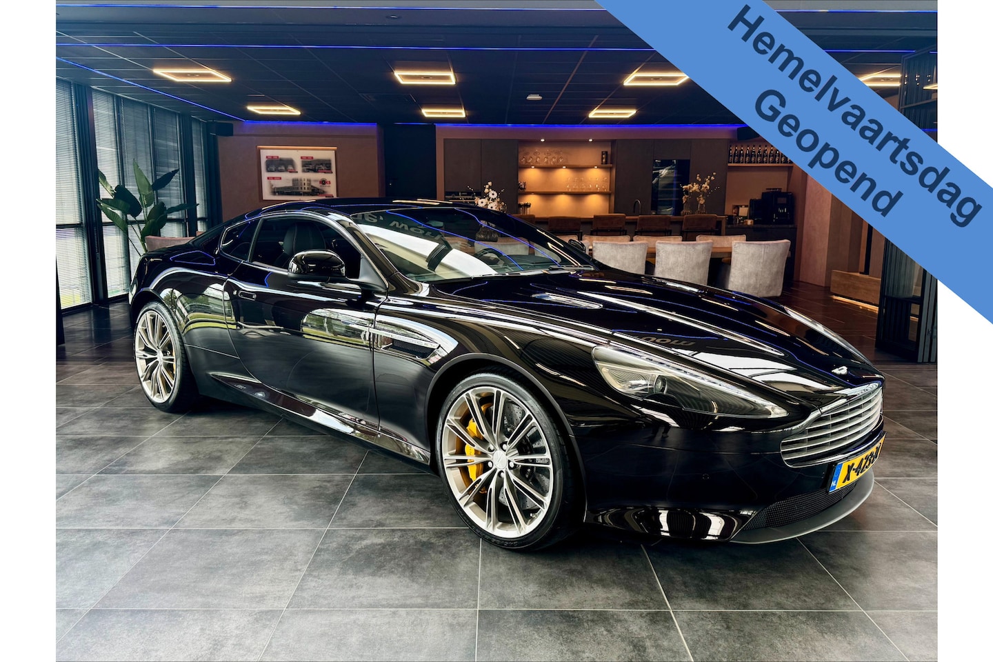 Aston Martin V12 Virage - 6.0 V12 Cruise/Climate Navi Keramisch Bang&Olufsen 497PK! * Hemelvaartsdag geopend van 12: - AutoWereld.nl