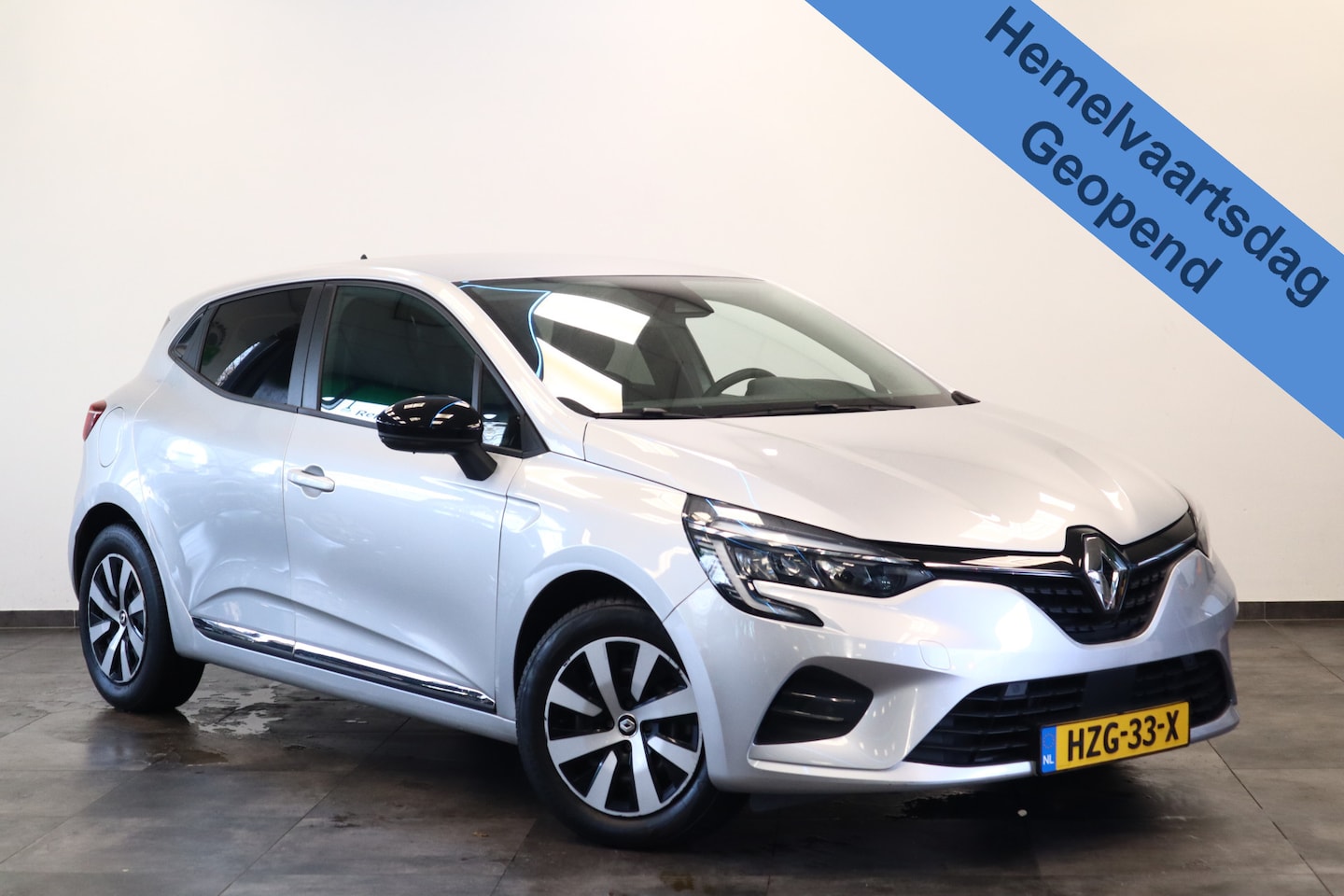 Renault Clio - 1.6 E-Tech Hybrid 145 Evolution Navigatie Full-led PDC * Hemelvaartsdag geopend van 12:00 - AutoWereld.nl