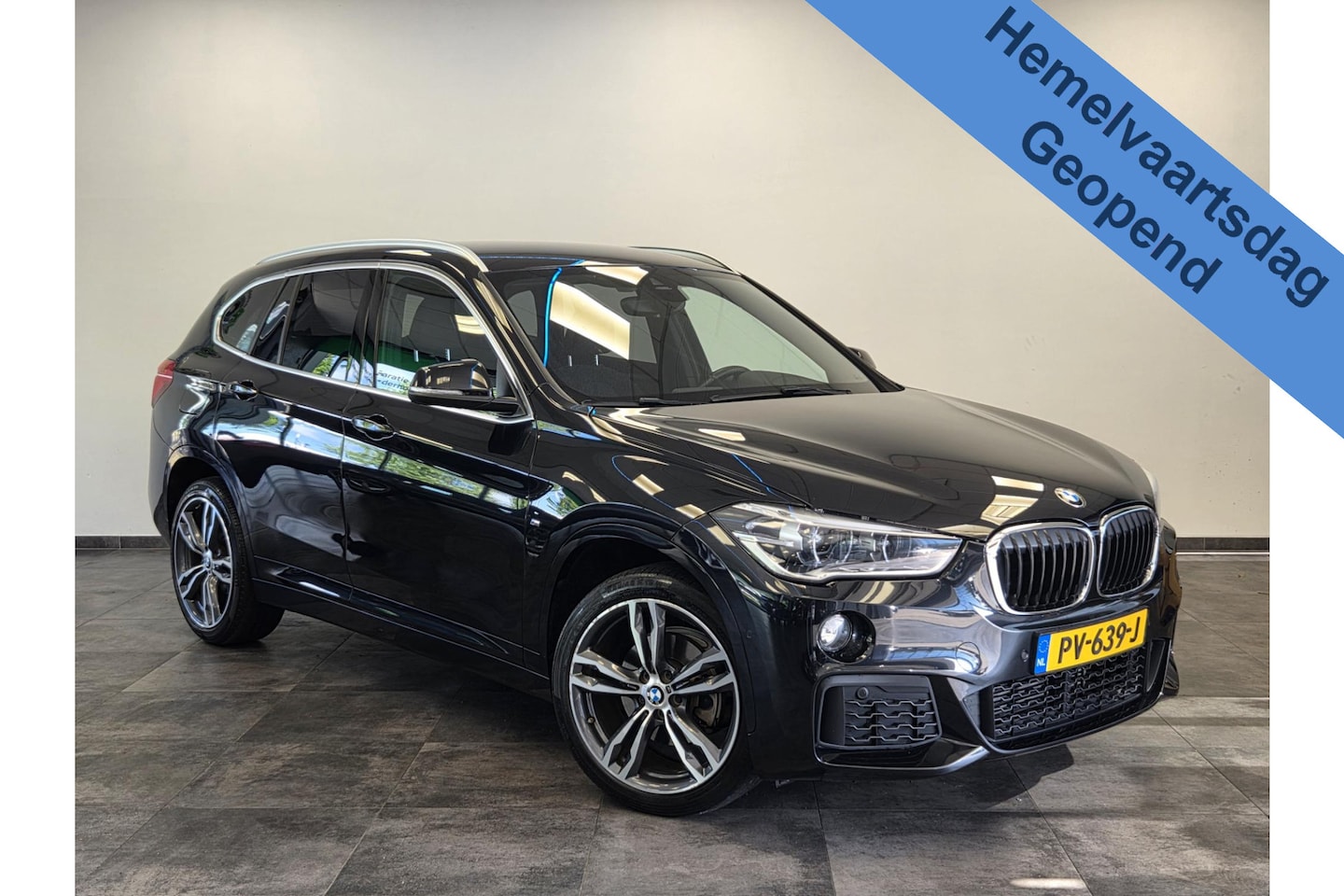 BMW X1 - sDrive18i Executive M-sport Full-led Navigatie 19'inch lmv * Hemelvaartsdag geopend van 12 - AutoWereld.nl