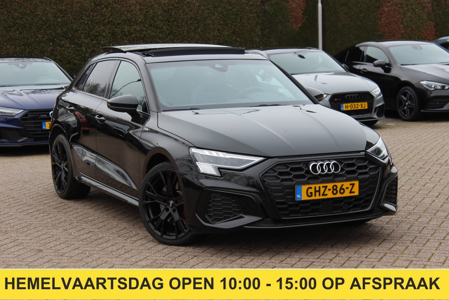Audi A3 Sportback - 45 TFSI e S edition Competition / Trekhaak / Panoramadak / CarPlay / Matrix LED / Keyless - AutoWereld.nl