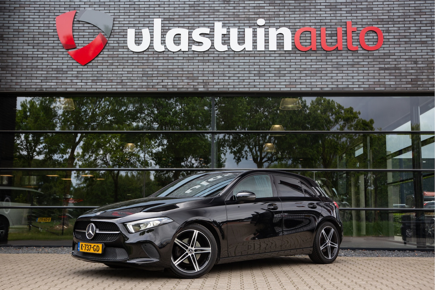Mercedes-Benz A-klasse - 180 Premium Plus 180 Premium Plus , Achteruitrijcamera, Carplay, Stoelverwarming, - AutoWereld.nl