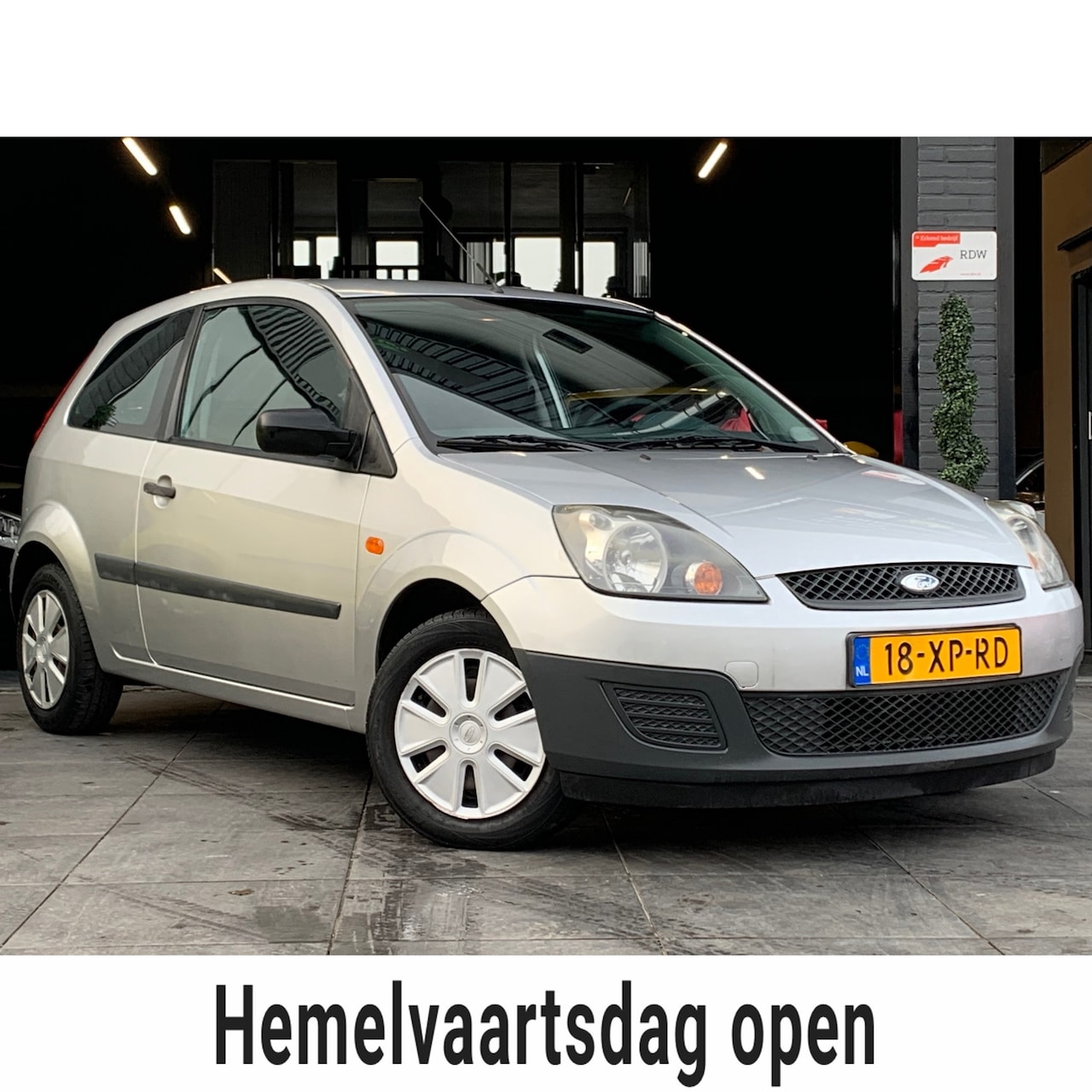 Ford Fiesta - 1.3-8V Cool & Sound|2e eig|NAP|Carplay|Airco|APK - AutoWereld.nl