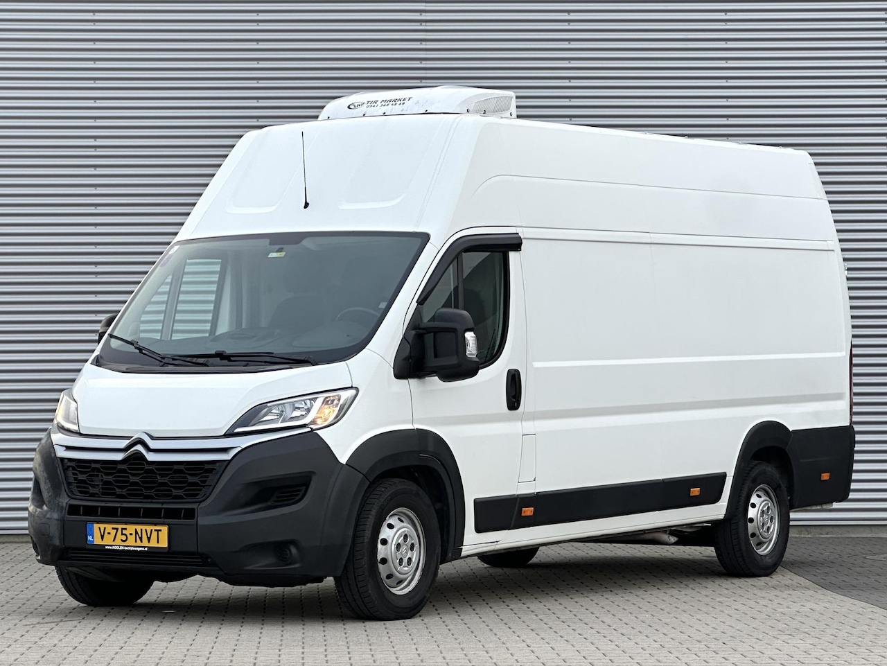 Citroën Jumper - 35 2.2 BlueHDi 165 pk L3H3 dakairco,aircolaadruimt - AutoWereld.nl