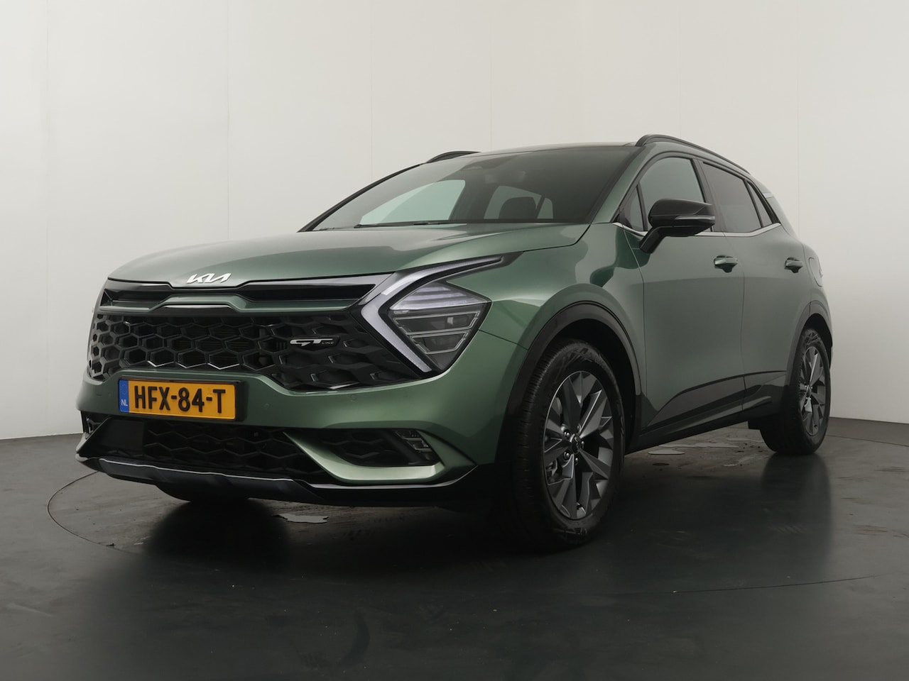 Kia Sportage - 1.6 T-GDi Hybrid GT-Line - Adaptief Cruise Control - Climate Control - Navigatie - LED Kop - AutoWereld.nl
