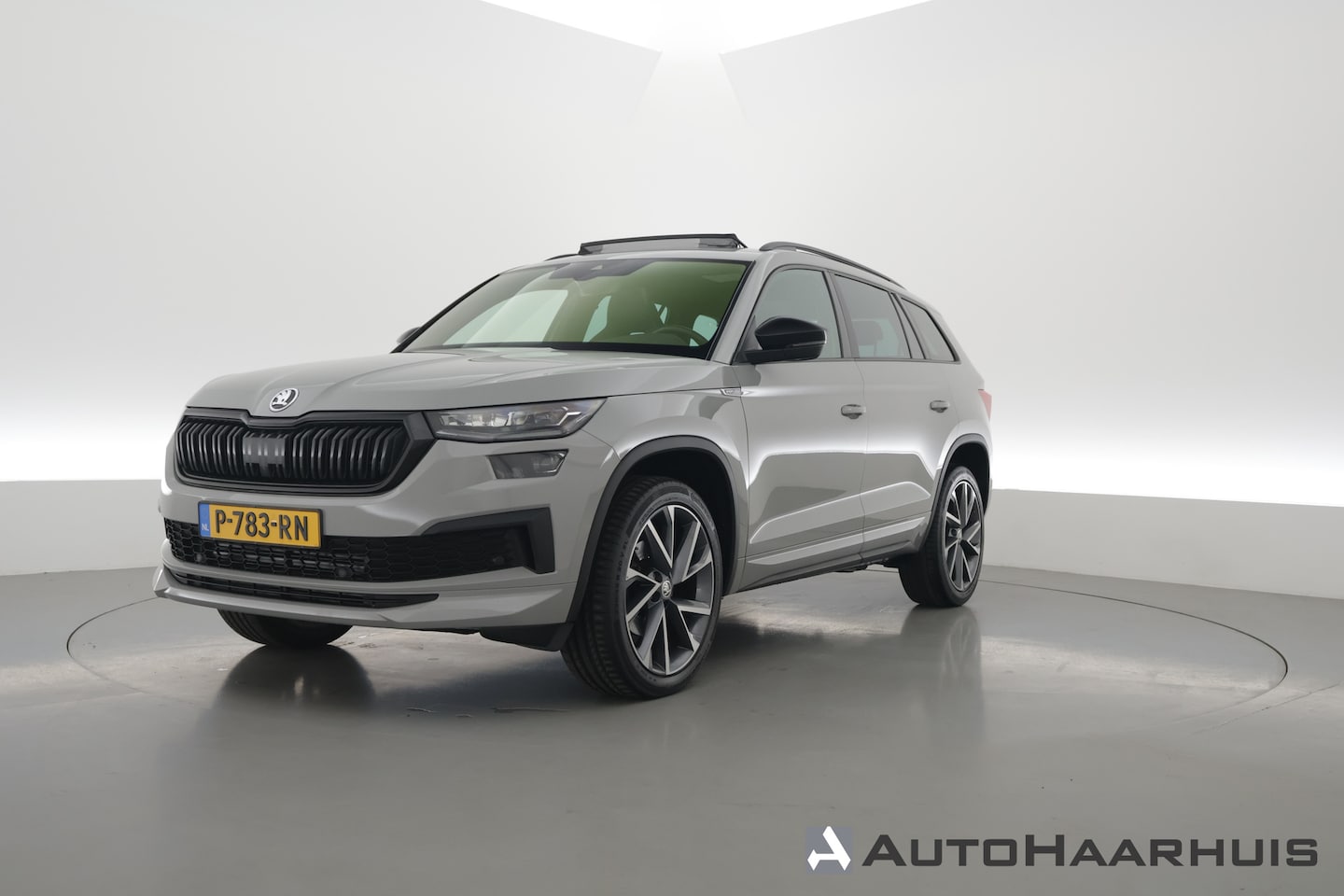 Skoda Kodiaq - 1.5 TSI Sportline Business DSG | Adapt. Cruise | Pano | Apple CarPlay | Stoelverw. Voor + - AutoWereld.nl