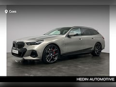 BMW 5-serie Touring - 550e xDrive | M Sportpakket Pro | Stuurwielrand verwarmd | Adaptief M Onderstel Profession