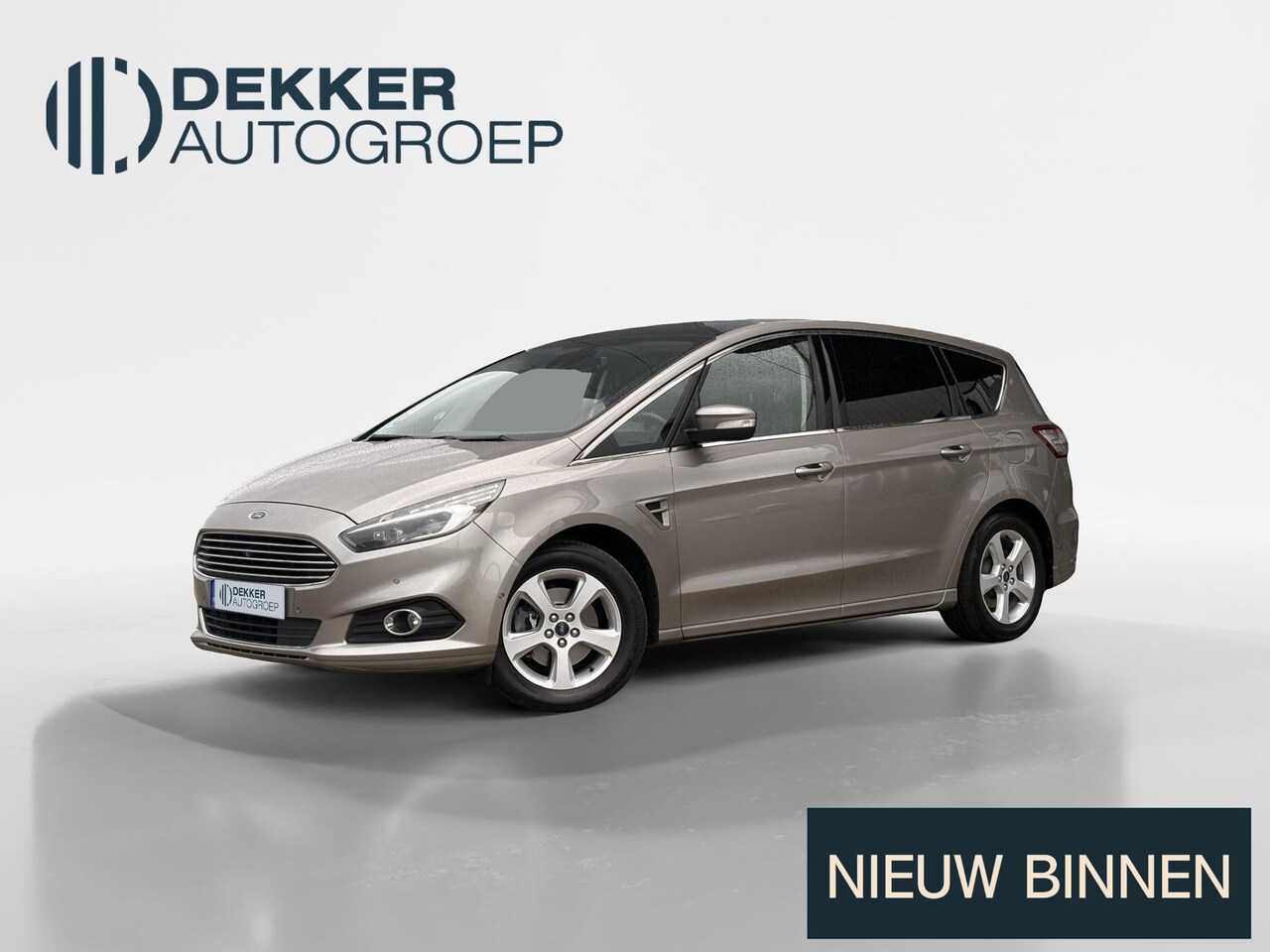Ford S-Max - 2.0 EcoBoost Titanium 7 Zits DRIVER ASSIST PACK I STOELVERWARMING / VERKOELING I PANORAMAD - AutoWereld.nl