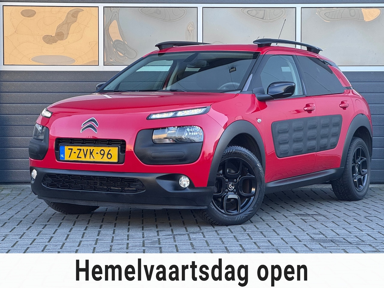 Citroën C4 Cactus - 1.2 e-VTi Shine | Automaat | Dealer OH | Camera - AutoWereld.nl