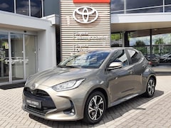 Toyota Yaris - 1.5 Hybrid 115 Dynamic STOEL/STUURVERW BLIND-SPOT P-SENSOREN 16'' LM-VELGEN KEYLESS CAMERA