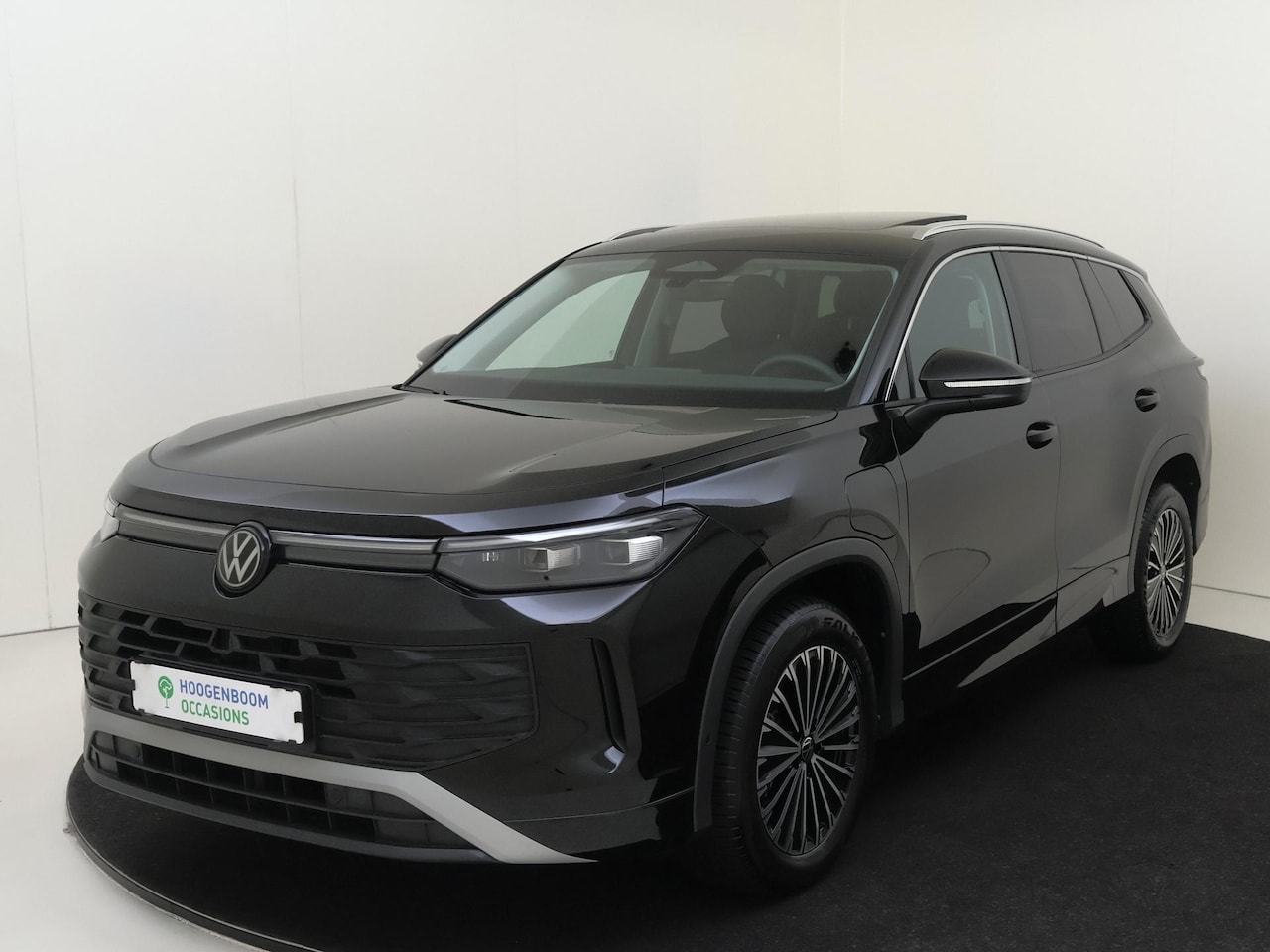 Volkswagen Tayron - 1.5 eHybrid Life | SoH 100% | Trekhaak | Adaptieve demping | Parkeerassistent | Dodehoek d - AutoWereld.nl