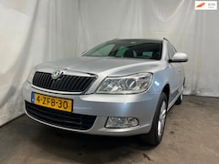 Skoda Octavia Combi - 1.6 TDI Greentech Ambition SCHADEAUTO