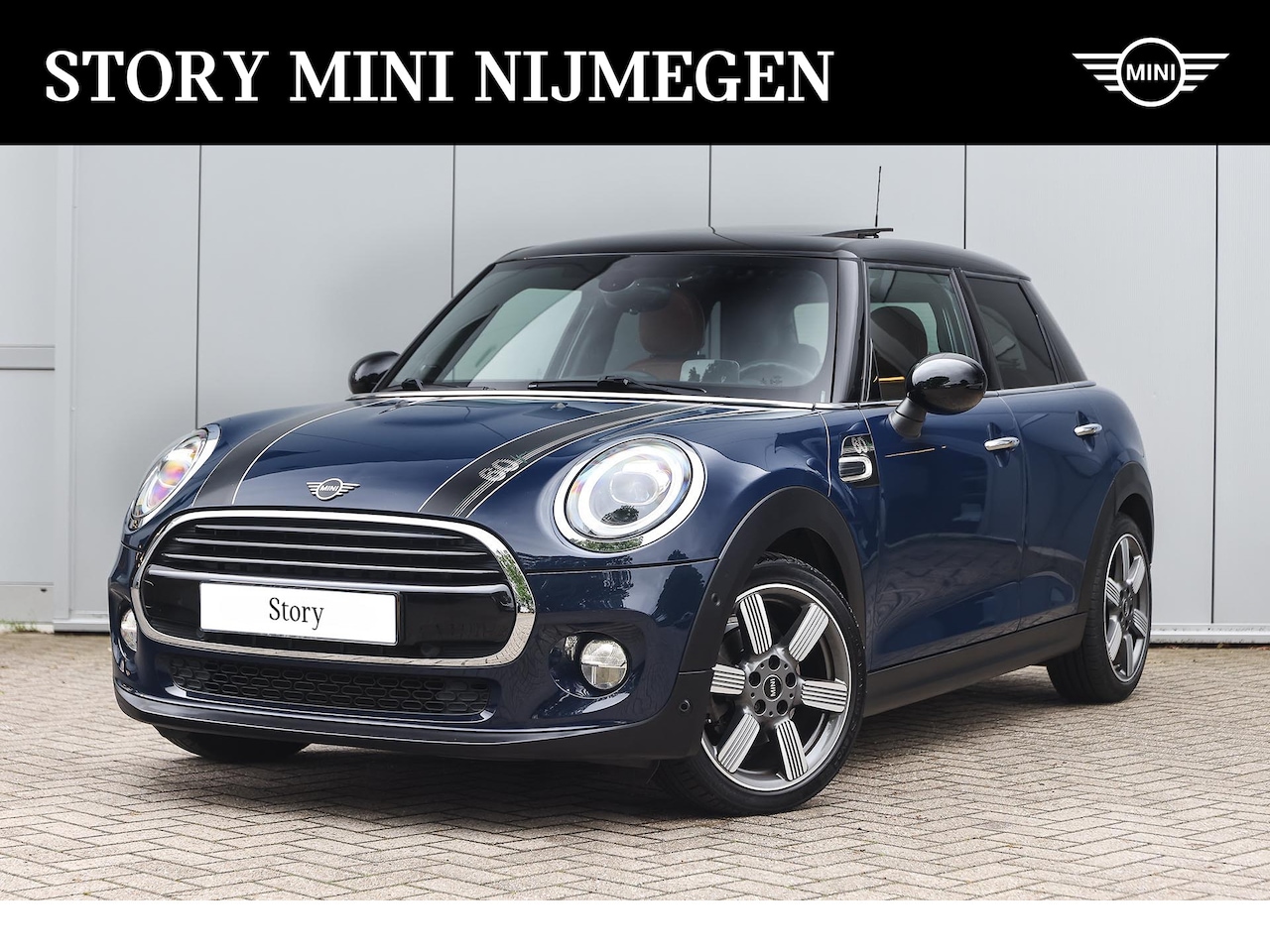 MINI Cooper - Hatchback Automaat / Panoramadak / Comfortstoelen / Comfort Access / Stoelverwarming / Har - AutoWereld.nl