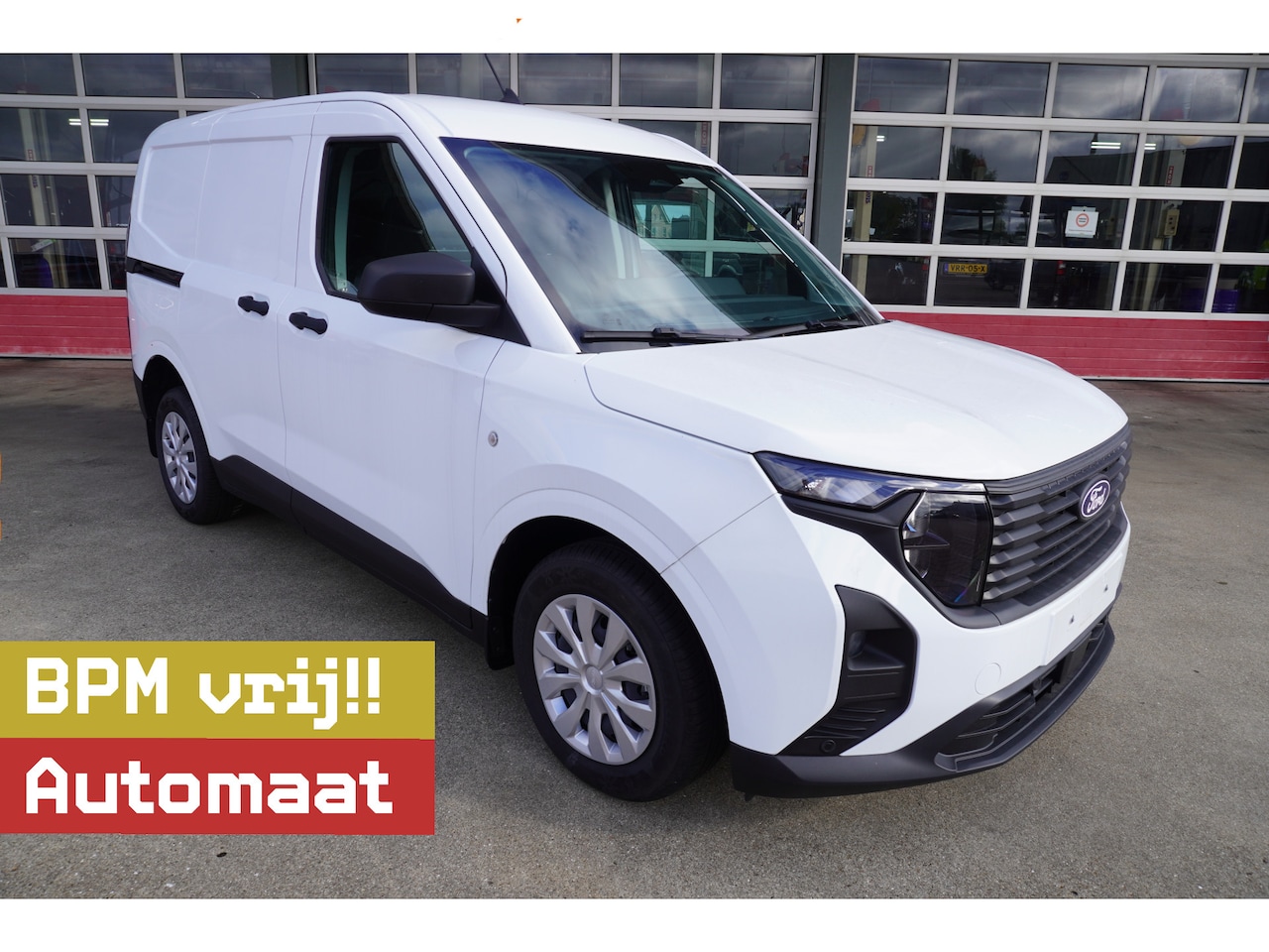 Ford Transit Courier - 1.0 EcoBoost 125PK Trend Benzine Automaat nr. V161 | Airco | Cruise | Trekhaak | Apple CP- - AutoWereld.nl
