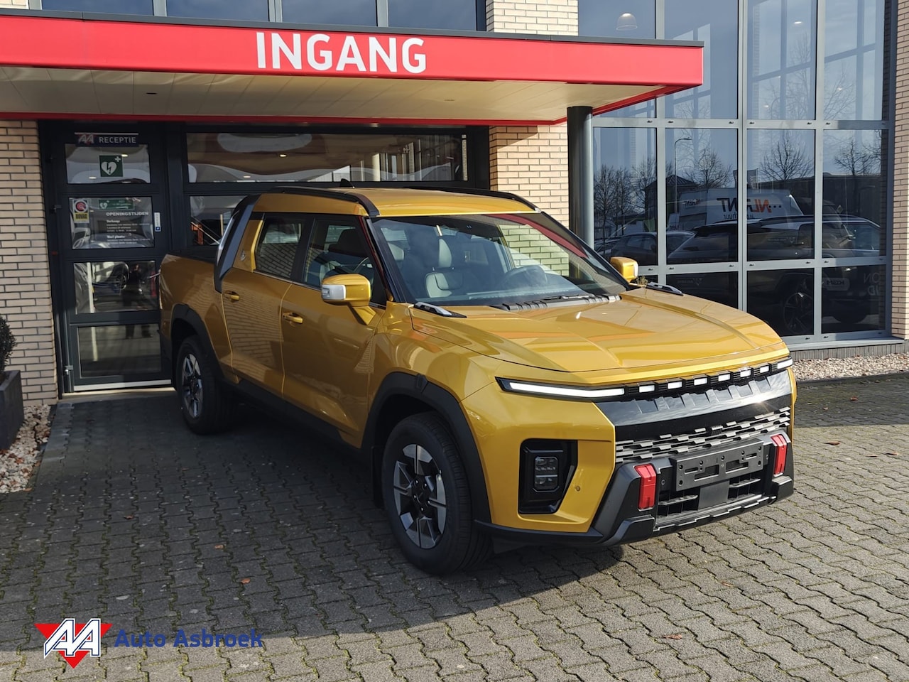 KGM Musso EV - Platinum N1 NIEUW IN ONZE SHOWROOM! - AutoWereld.nl