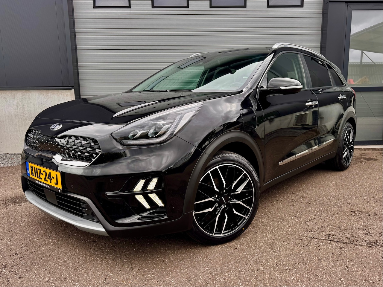 Kia Niro - 1.6 GDi PHEV DynamicLine / Apple Carplay / Trekhaak - AutoWereld.nl