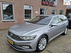Volkswagen Passat Variant - 1.5 TSI Business +. 100 % onderhouden & zeer luxe o.a. camera, navi, cruise, verwarmde mas