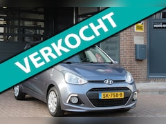 Hyundai i10 - 1.0i i-Motion Premium // Cruise control // Airco // Elektrische ramen // All season banden