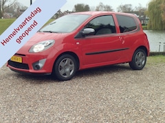 Renault Twingo - 1.2-16V Collection - Airco Hemelvaartsdag geopend van 09:00- tot 16:00 uur