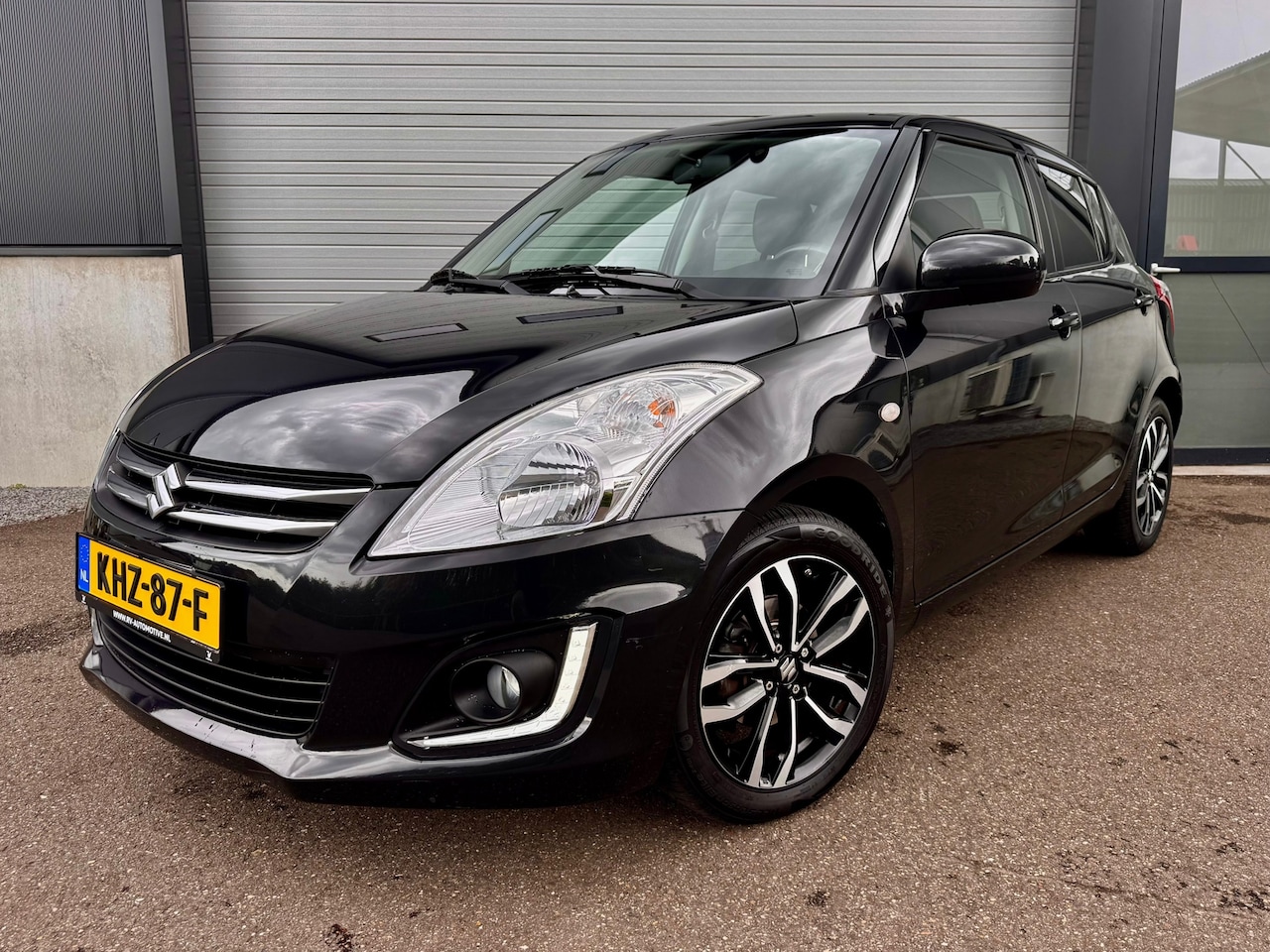 Suzuki Swift - 1.2 / Cruise control / 12 mnd garantie - AutoWereld.nl