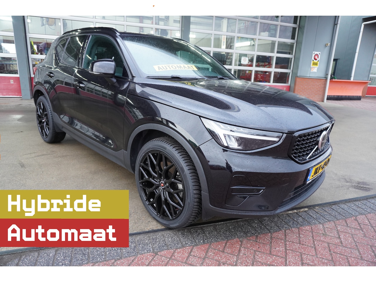 Volvo XC40 - 1.5 T4 Recharge Dark Plus Hybride 20"Licht metalen velgen Nr. V034 | Climate | Camera | Na - AutoWereld.nl