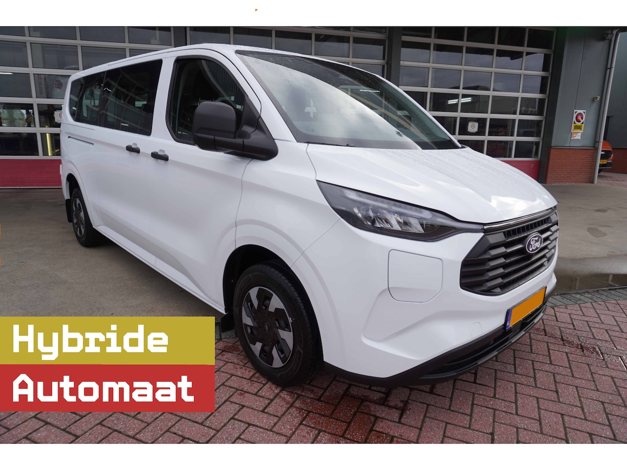 Ford Transit Custom - 340L 2.5 PHEV 233PK L2H1 Trend 9 Persoons PHEV Automaat Nr. V185 | Hybride | Airco | Cruis - AutoWereld.nl