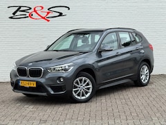 BMW X1 - SDrive18i High Executive Camera Trekhaak 1700kg Clima Cruise Navigatie