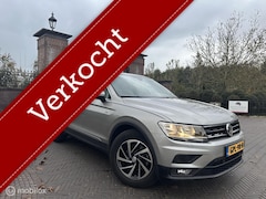 Volkswagen Tiguan - 1.4 TSI Business Trekhaak Navi Garantie✅